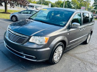 Image for 2014 Chrysler Town & Country Touring-l ID: 6886453