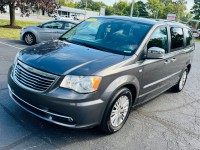 Image for 2014 Chrysler Town & Country Touring-l ID: 6886453