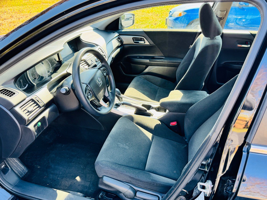 2013 Honda Accord Image 10