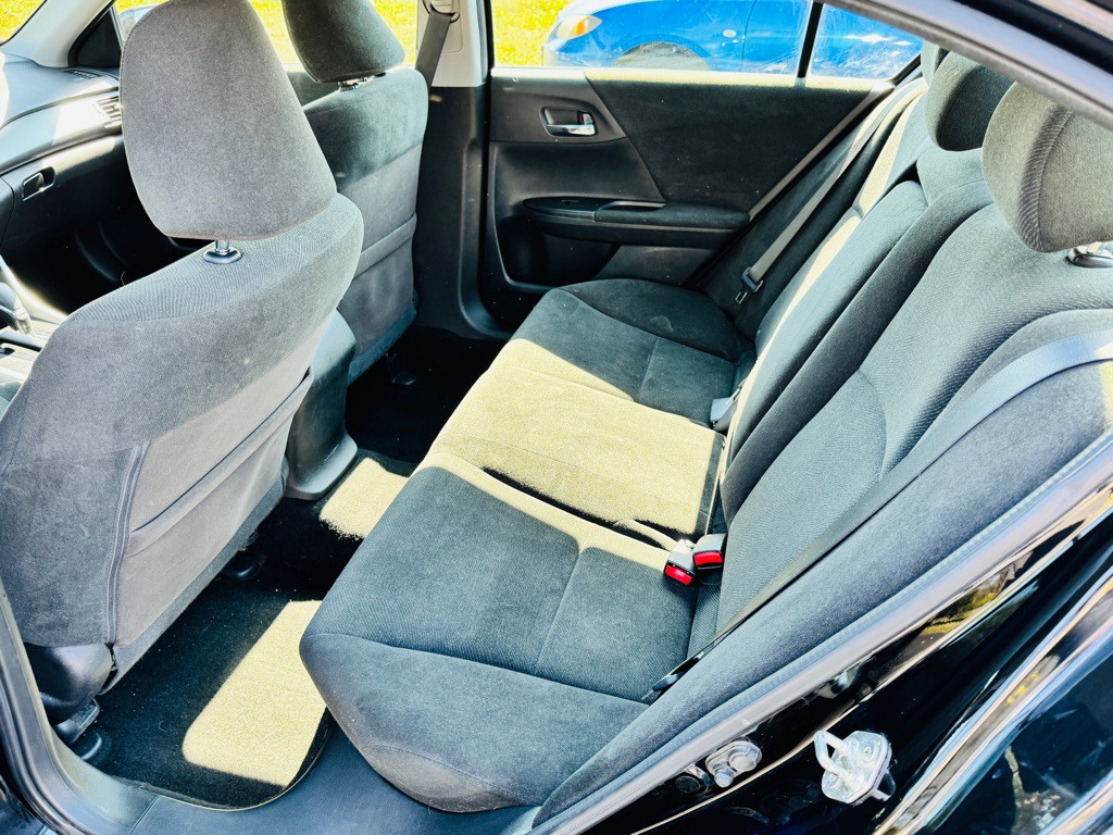 2013 Honda Accord Image 11