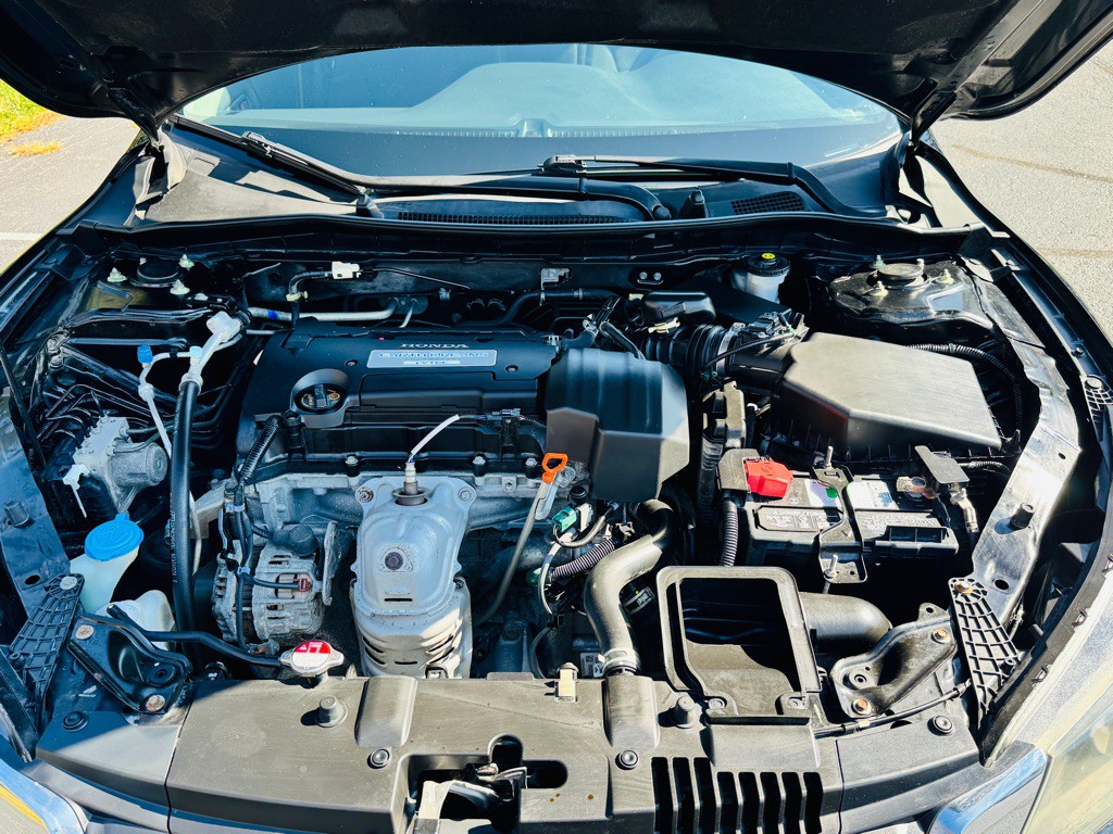 2013 Honda Accord Image 16