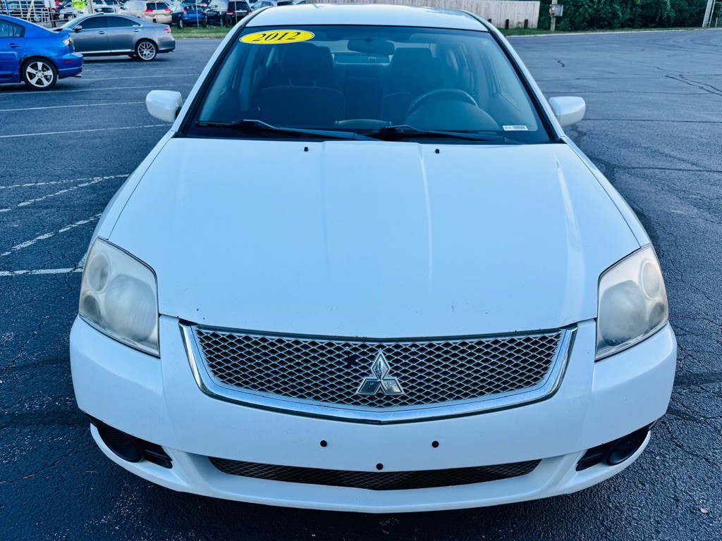 2012 Mitsubishi Galant Image 4