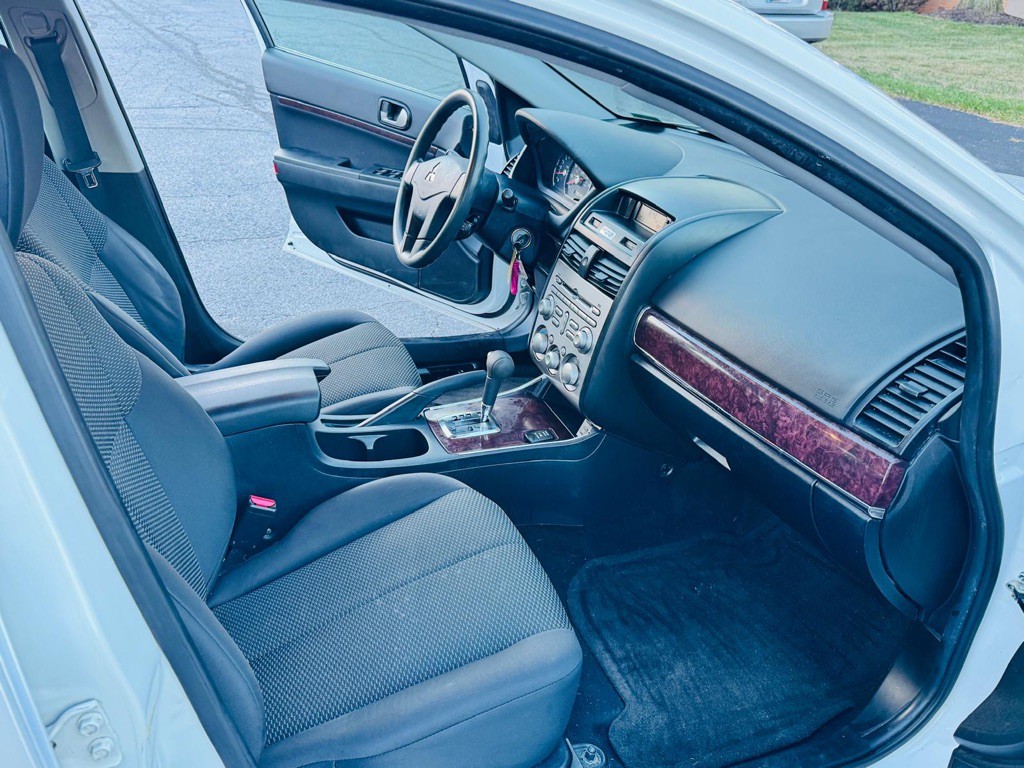 2012 Mitsubishi Galant Image 13