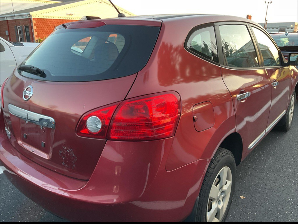 2014 Nissan Rogue Image 2