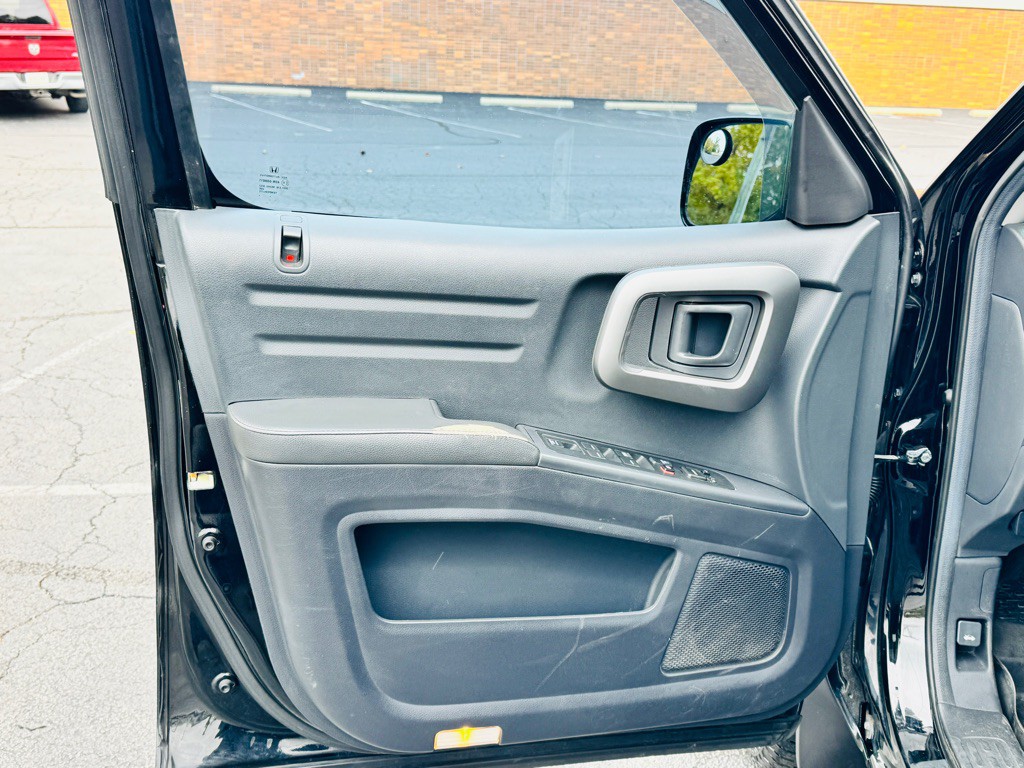 2010 Honda Ridgeline Image 9