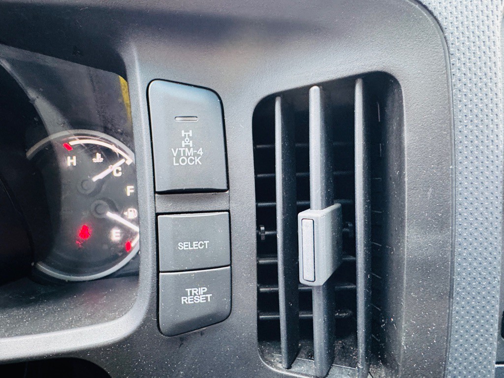 2010 Honda Ridgeline Image 22