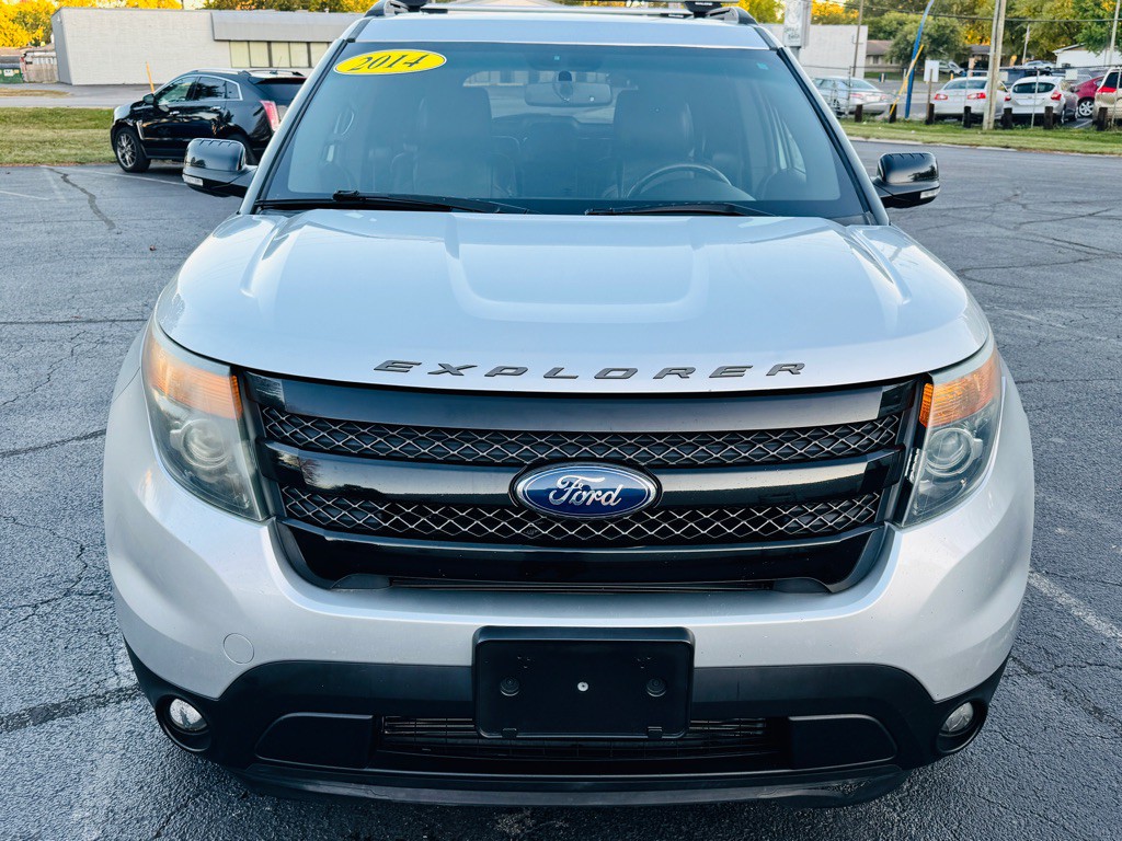 2014 Ford Explorer Image 8