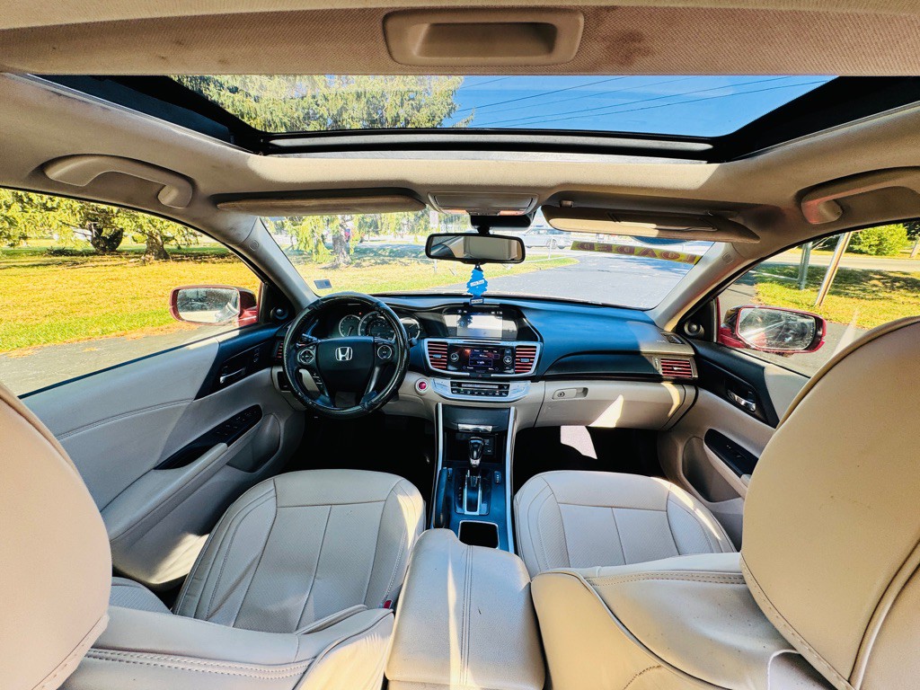 2015 Honda Accord Image 21