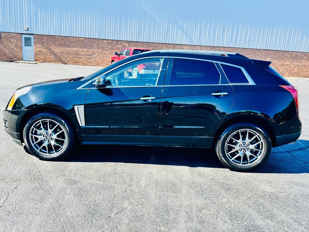 2016 Cadillac SRX Image 2