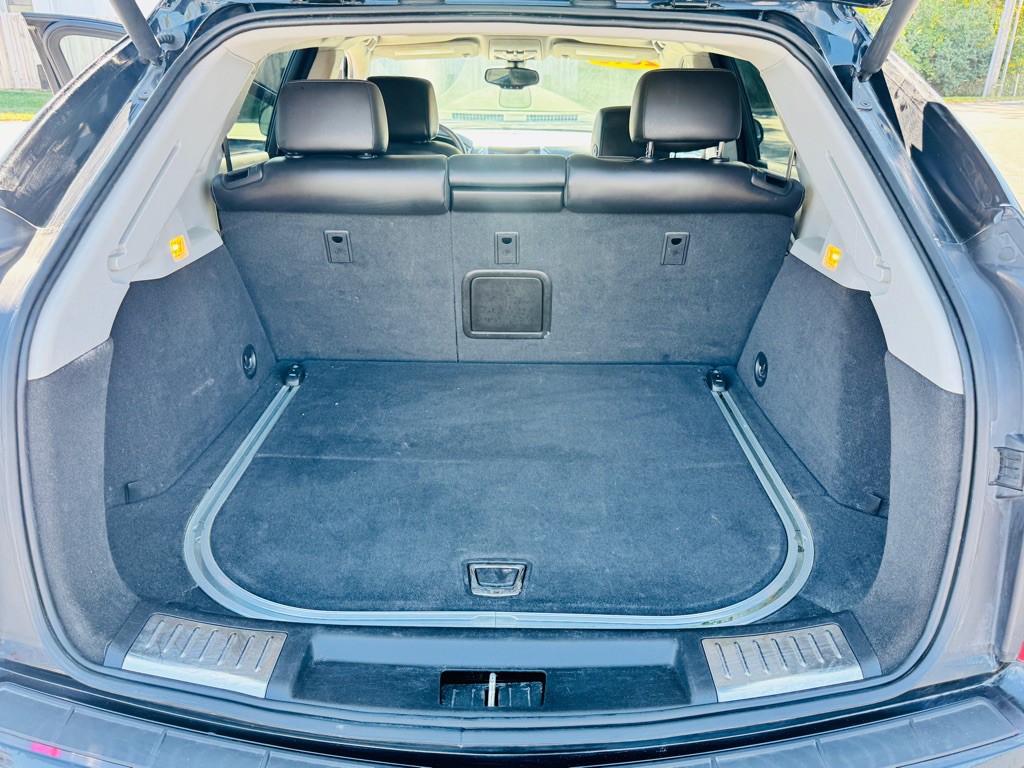 2016 Cadillac SRX Image 12