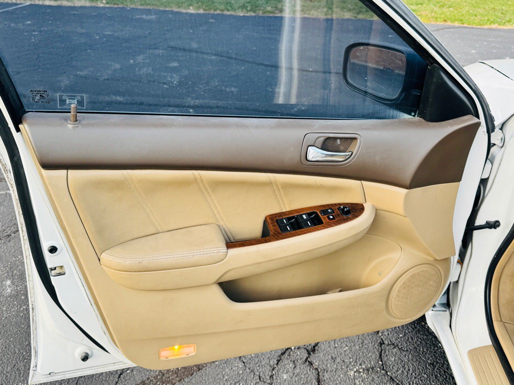 2007 Honda Accord Image 12
