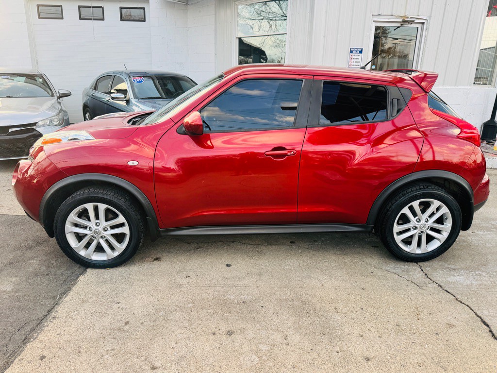 2013 Nissan Juke Image 2