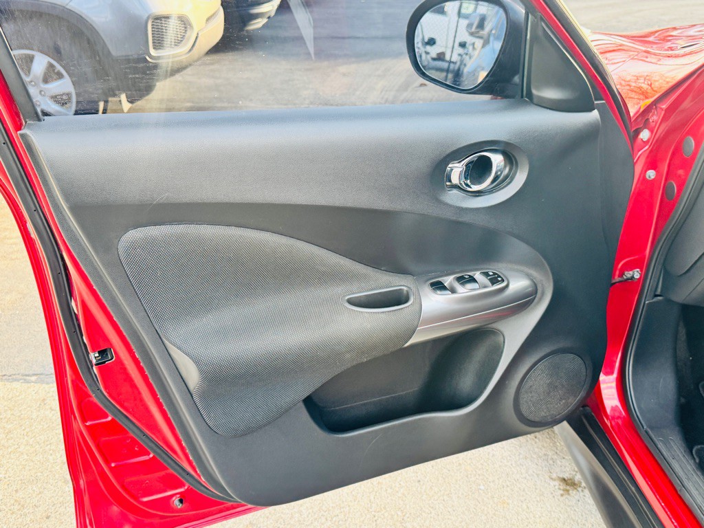 2013 Nissan Juke Image 9