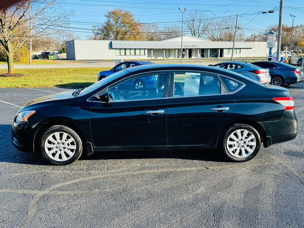2013 Nissan Sentra Image 2