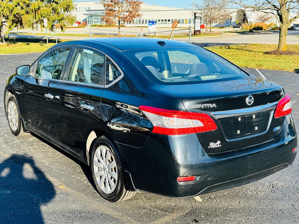2013 Nissan Sentra Image 3