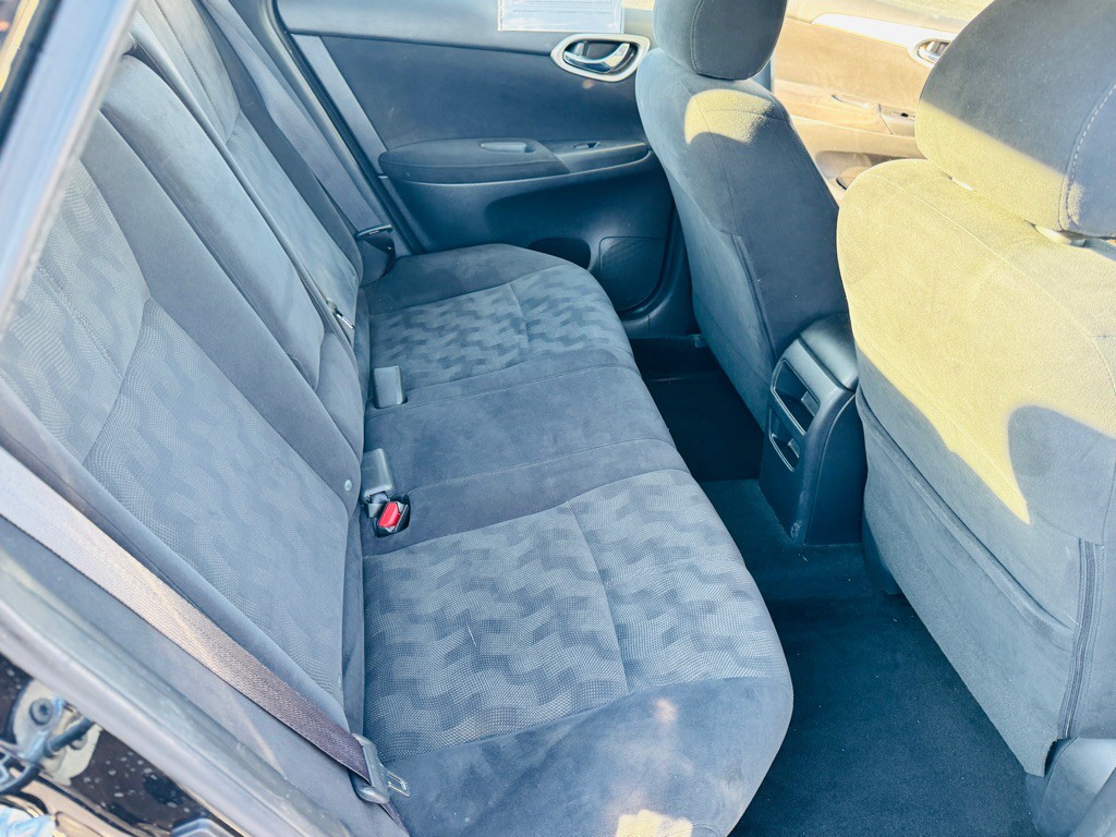 2013 Nissan Sentra Image 12
