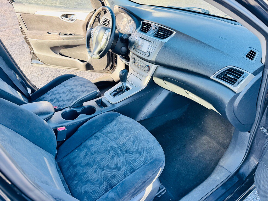 2013 Nissan Sentra Image 13
