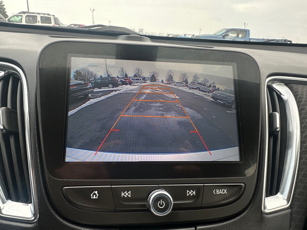 2016 Chevrolet Malibu Image 15