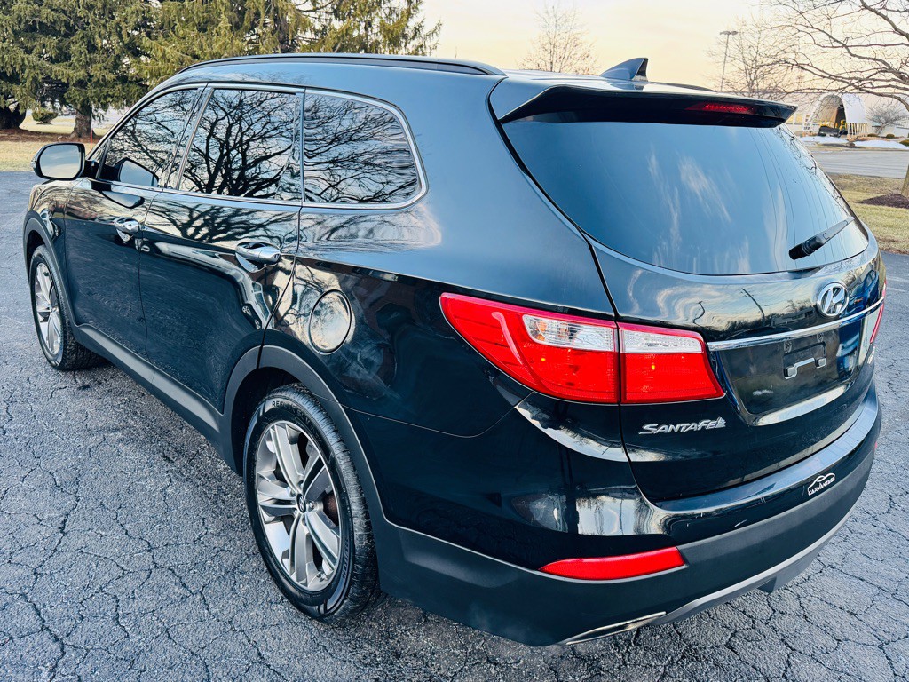 2013 Hyundai Santa Fe Image 3