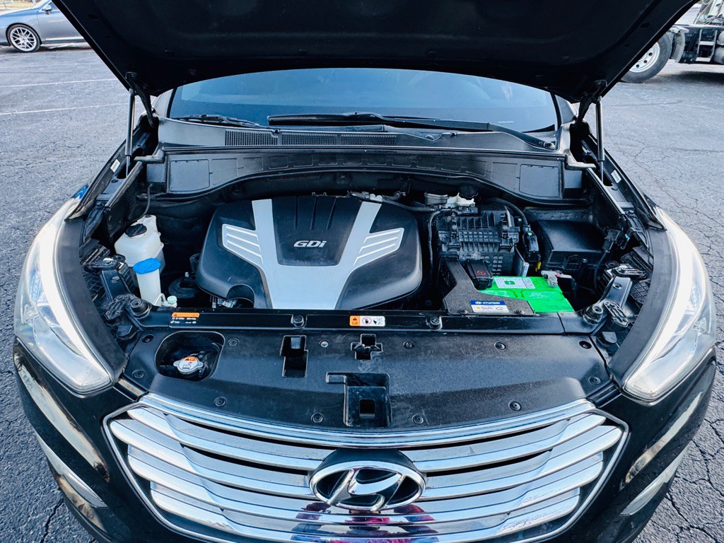 2013 Hyundai Santa Fe Image 16