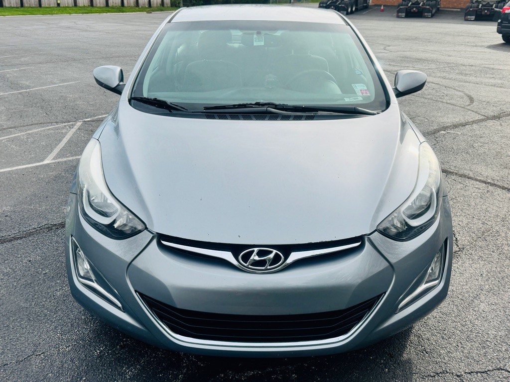 2015 Hyundai Elantra Image 8