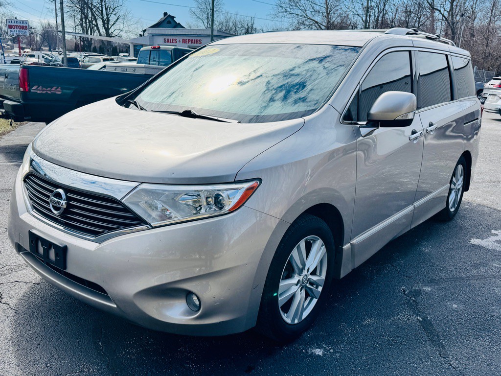 2012 Nissan Quest Image 1