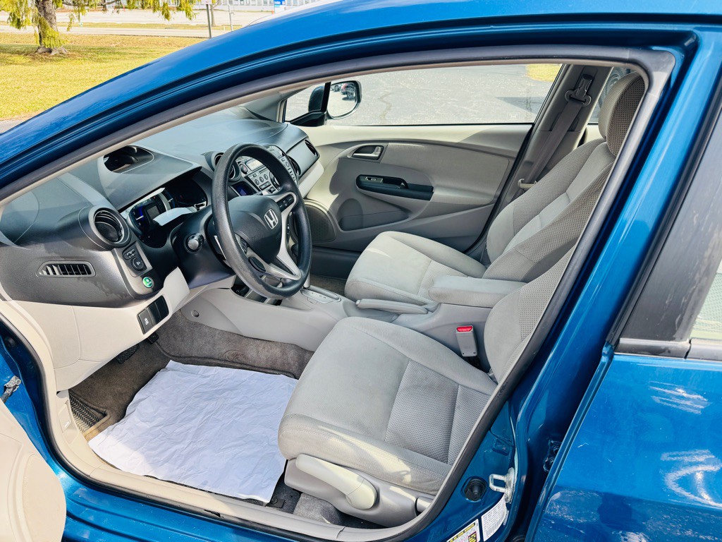 2011 Honda Insight Image 10