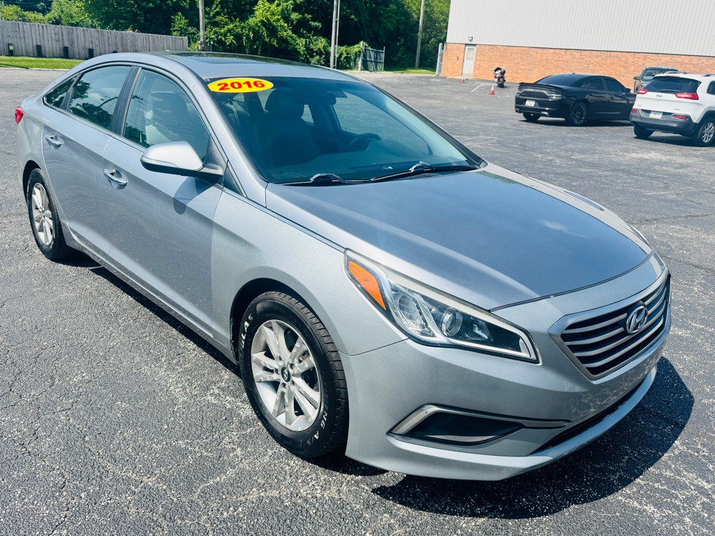 2016 Hyundai Sonata Image 7