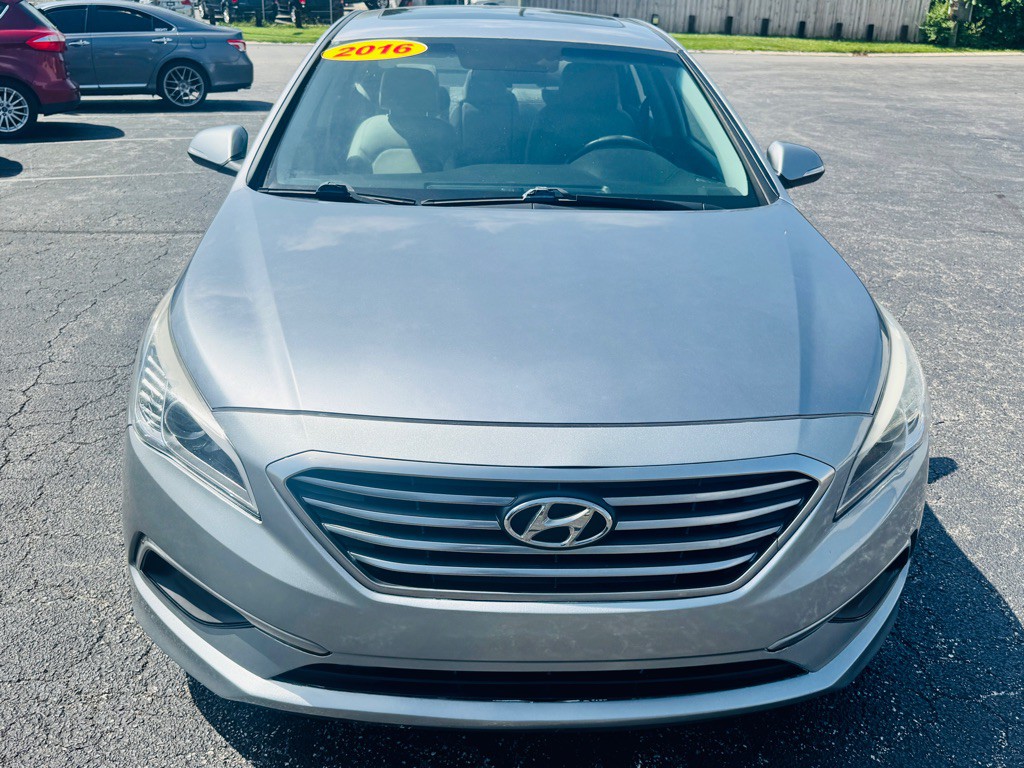 2016 Hyundai Sonata Image 8