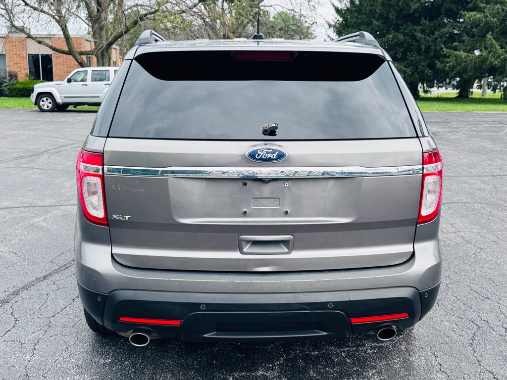 2012 Ford Explorer Image 4