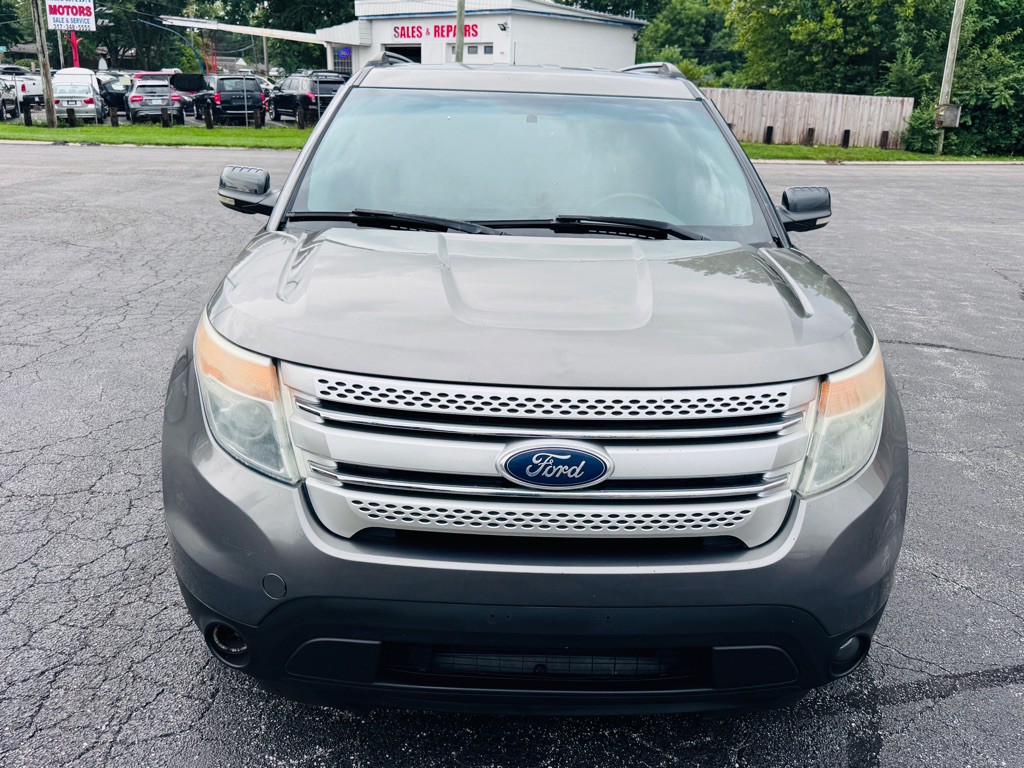 2012 Ford Explorer Image 8