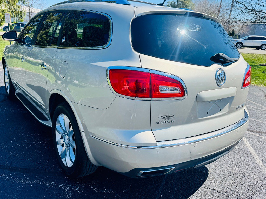 2014 Buick Enclave Image 18
