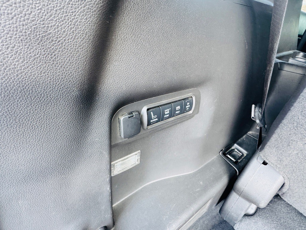2015 Ford Explorer Image 26