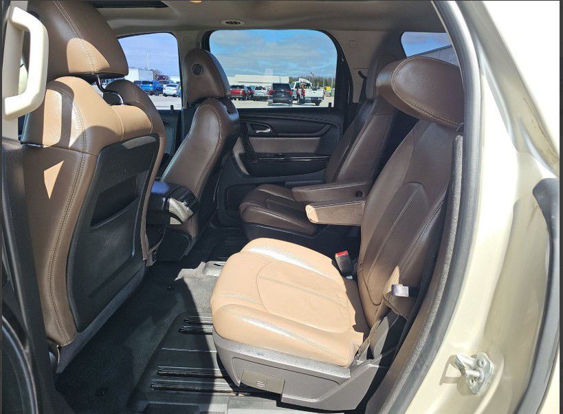 2016 GMC Acadia Image 7