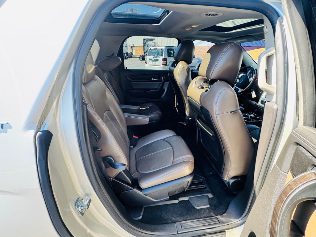 2016 GMC Acadia Image 29