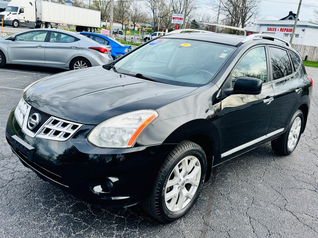 2011 Nissan Rogue Image 1
