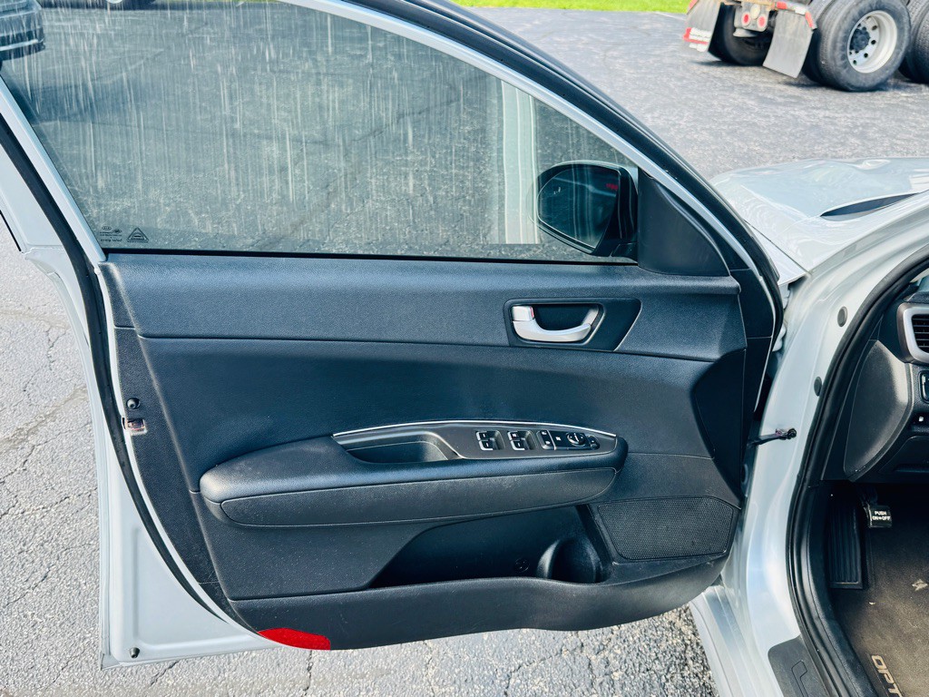 2018 Kia Optima Image 10