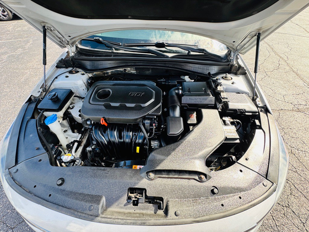 2018 Kia Optima Image 17