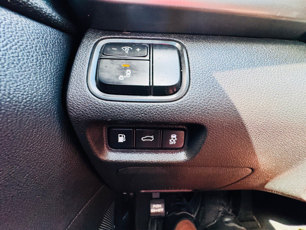 2018 Kia Optima Image 20