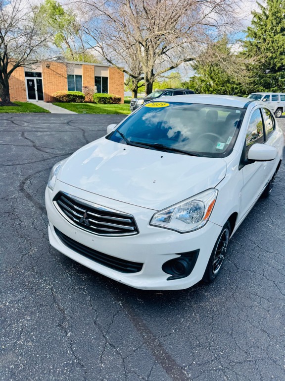 2019 Mitsubishi Mirage Image 1
