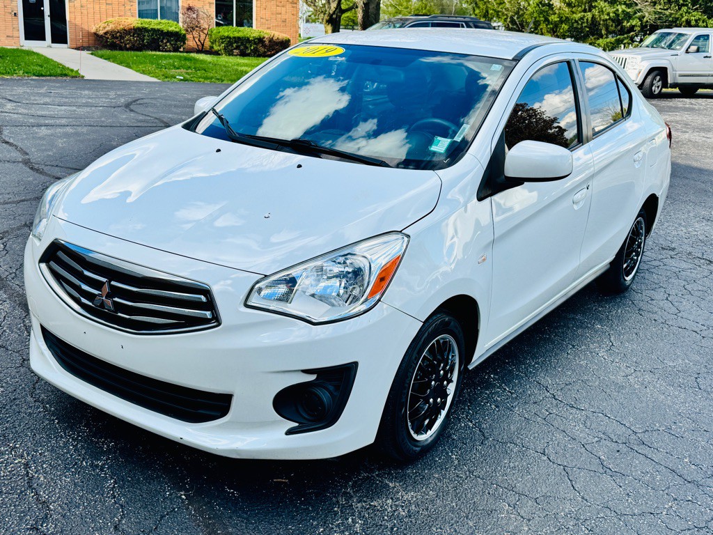 2019 Mitsubishi Mirage Image 2