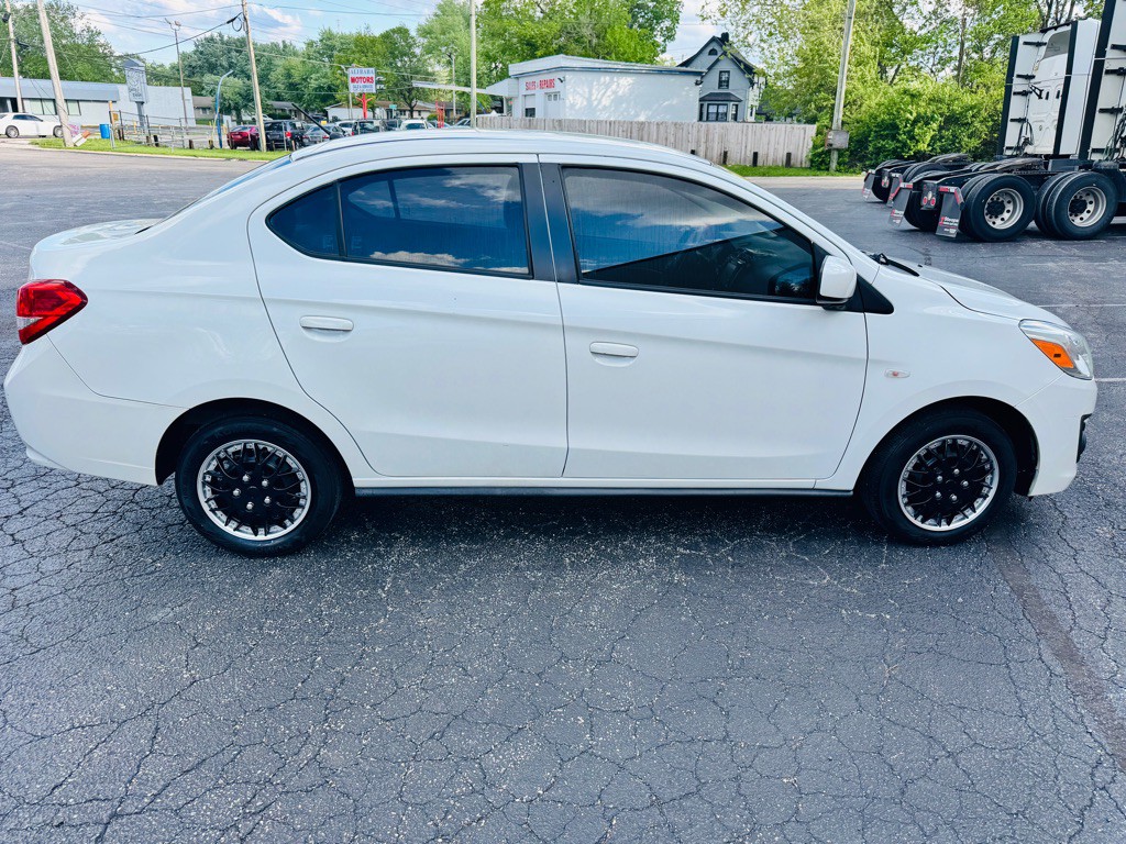 2019 Mitsubishi Mirage Image 7