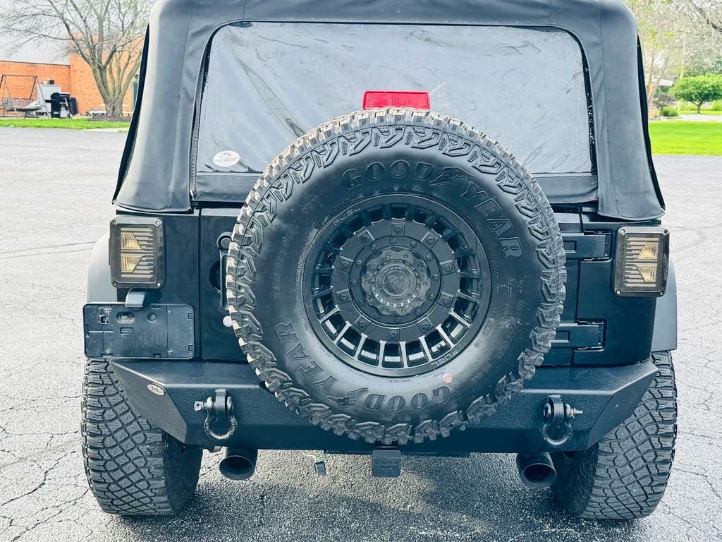 2013 Jeep Wrangler Image 6
