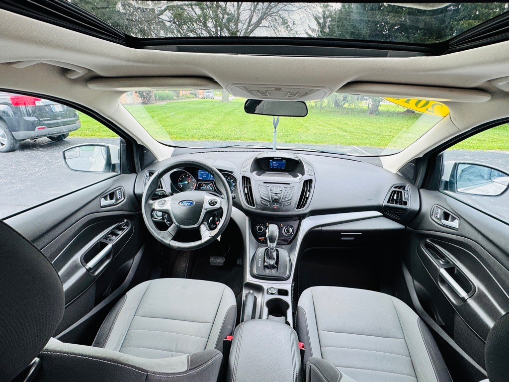 2015 Ford Escape Image 16
