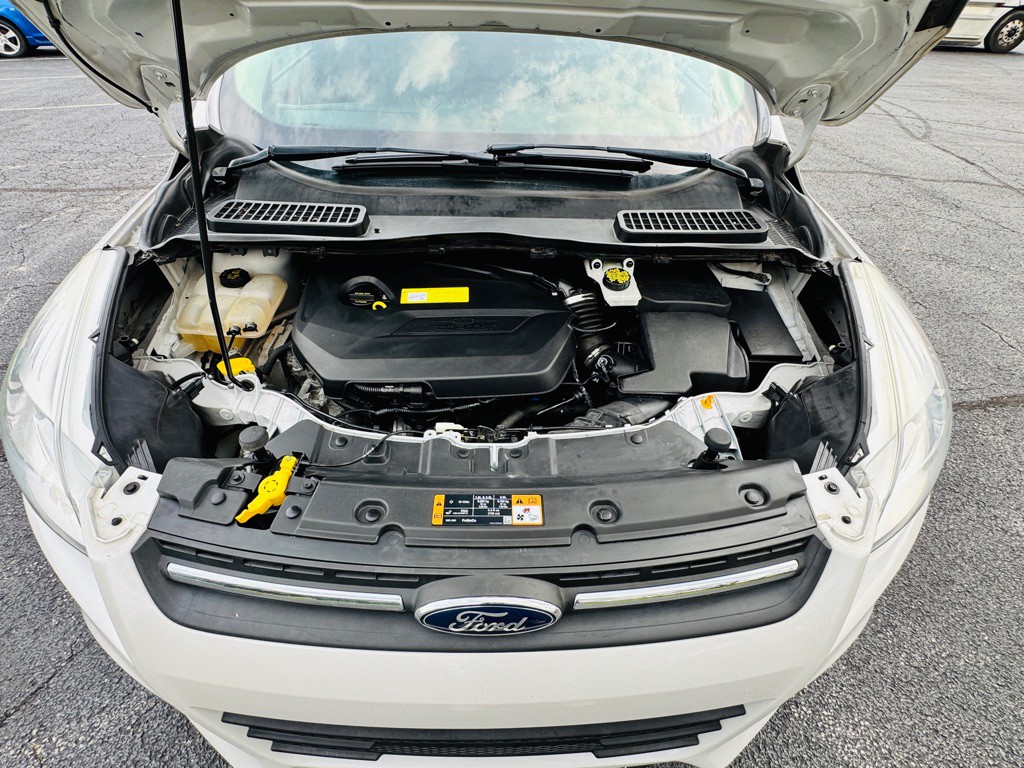 2015 Ford Escape Image 19