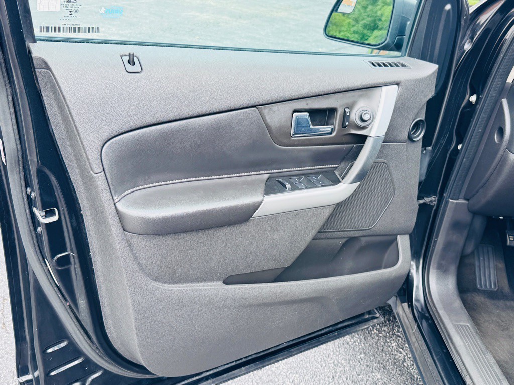 2013 Ford Edge Image 10