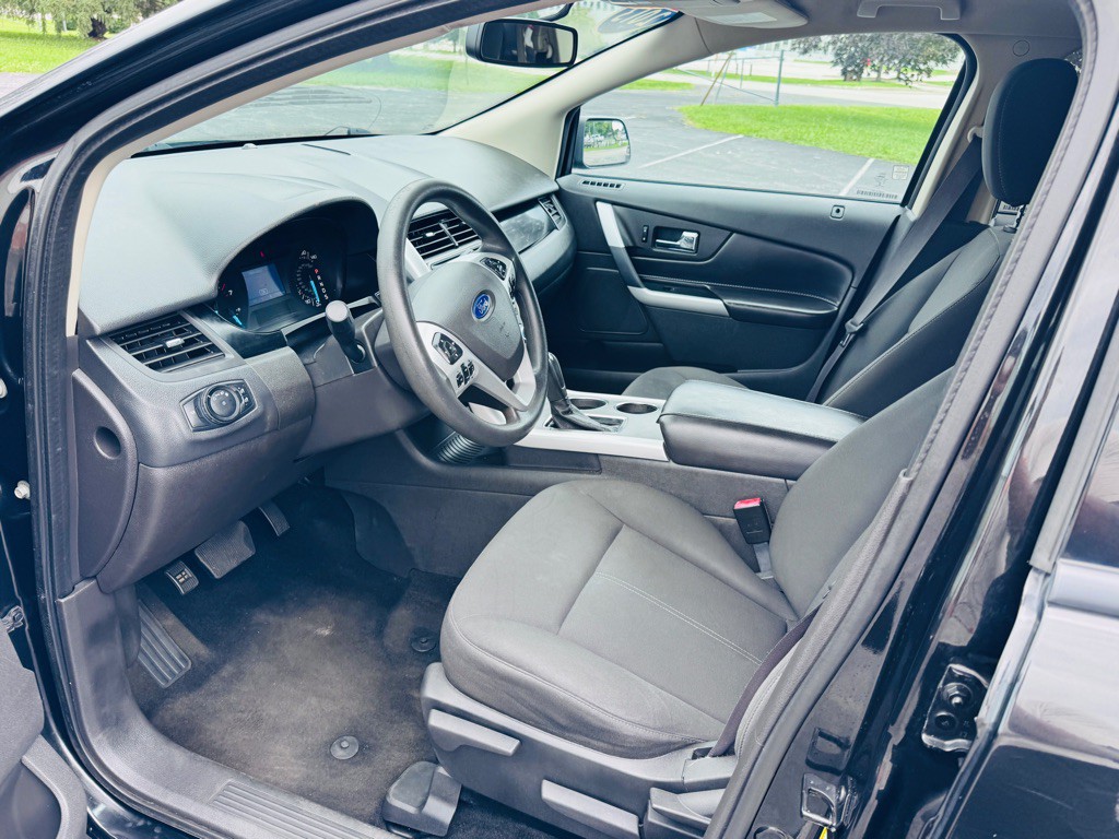 2013 Ford Edge Image 11