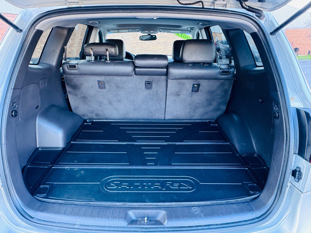 2011 Hyundai Santa Fe Image 12