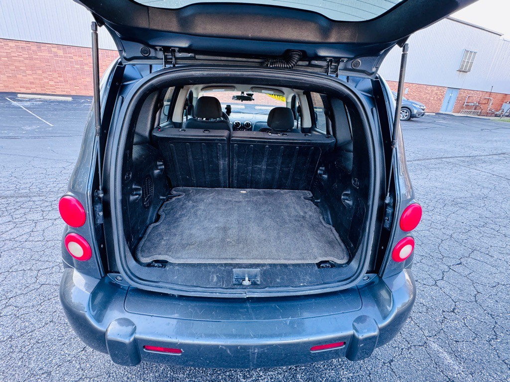 2010 Chevrolet HHR Image 12
