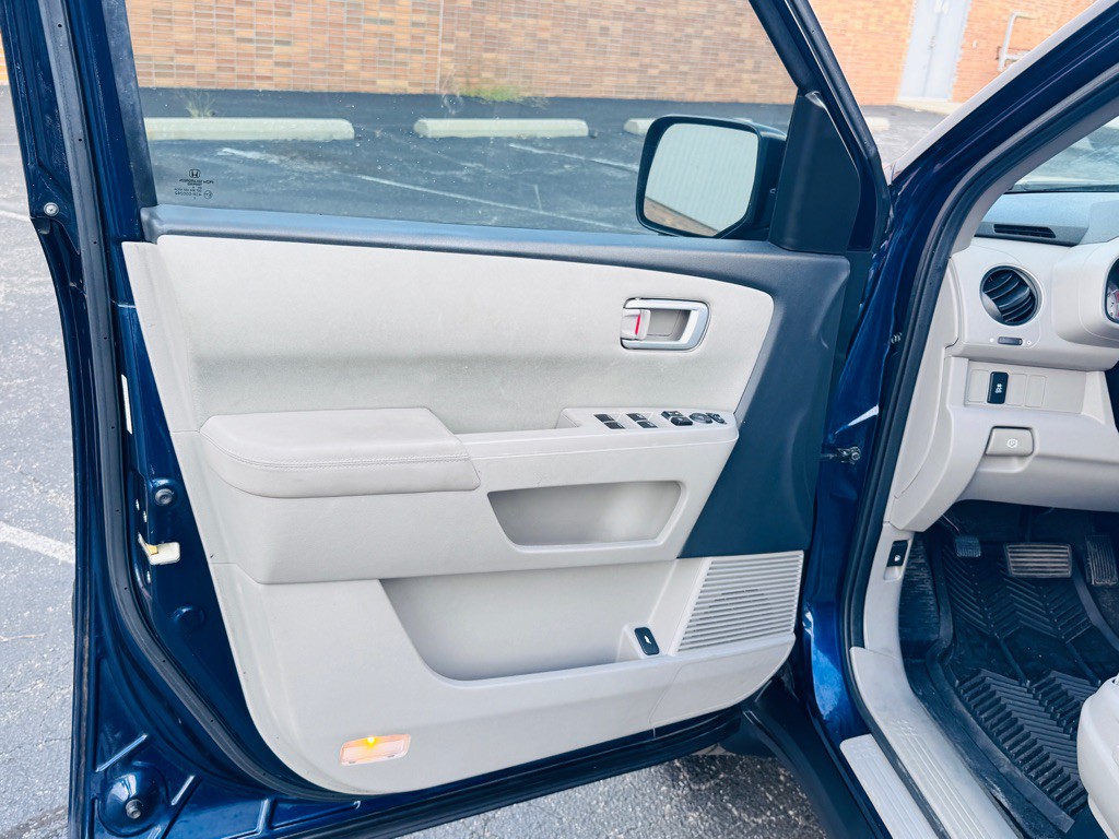 2014 Honda Pilot Image 9
